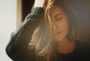春にメンズ脱毛を始めるべき？モテたいあなたの女子の反応と不安を解消する方法は？